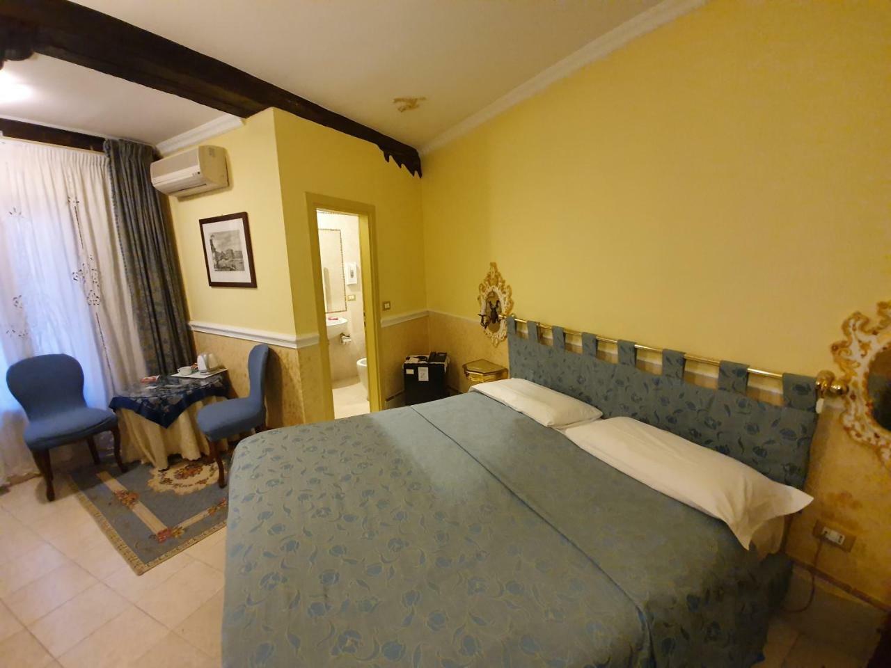 Casa Alla Fenice Venetië Buitenkant foto